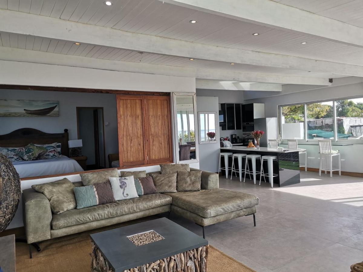 Mountain & Sea Apartments コメキー エクステリア 写真