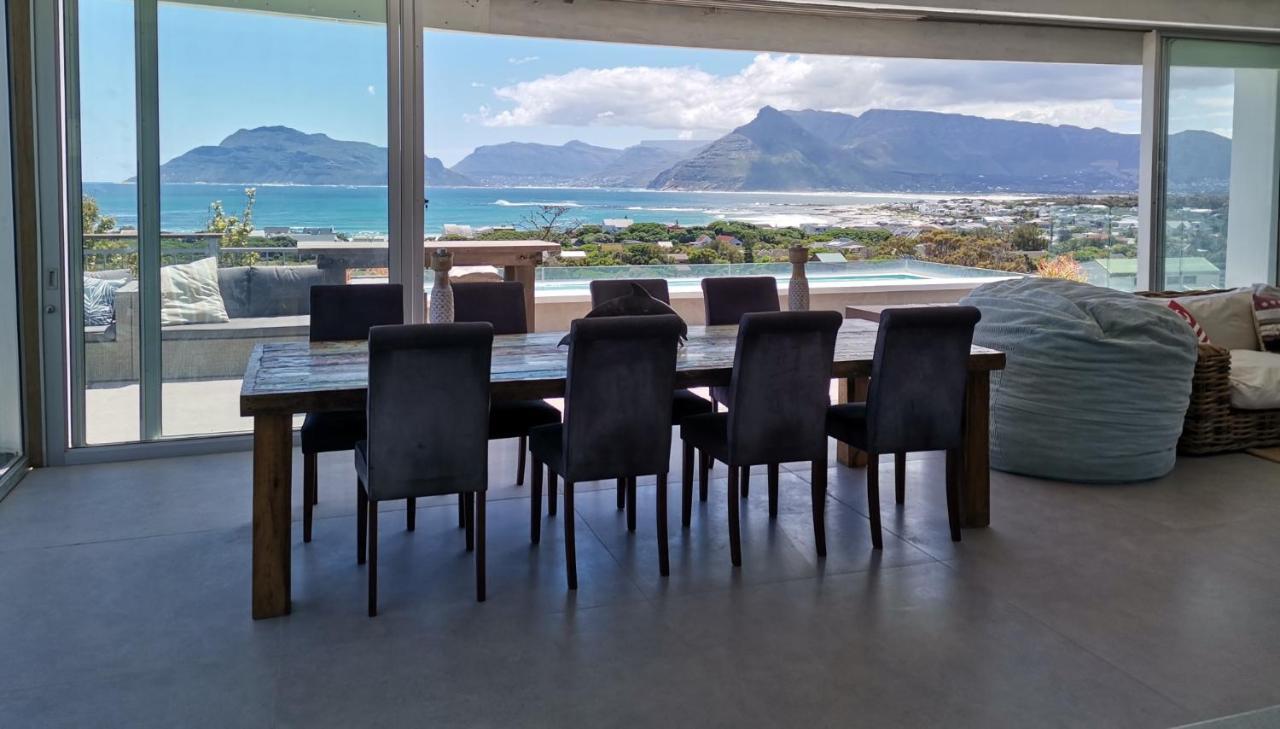 Mountain & Sea Apartments コメキー エクステリア 写真