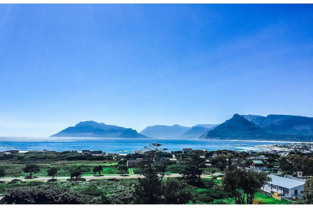 Mountain & Sea Apartments コメキー エクステリア 写真