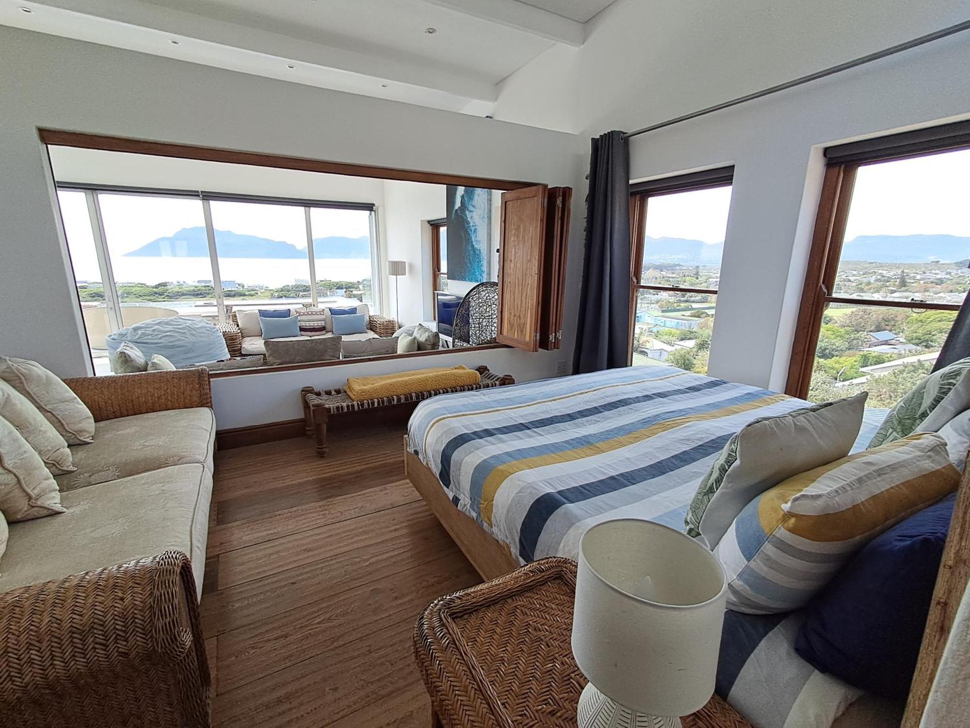Mountain & Sea Apartments コメキー エクステリア 写真