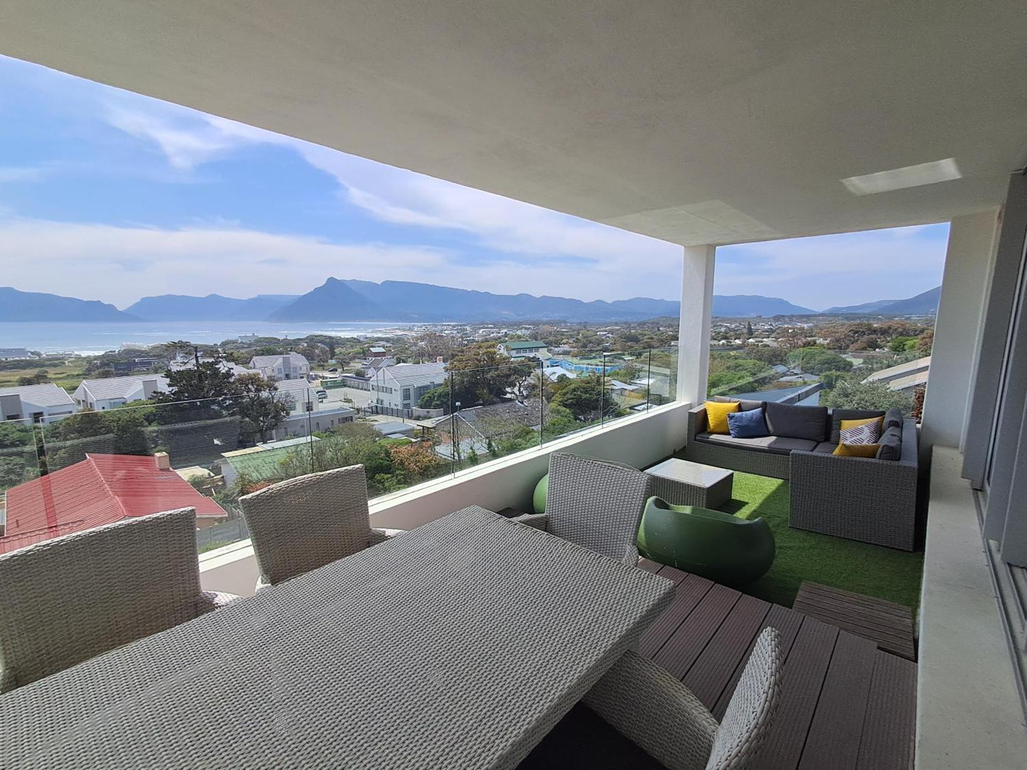 Mountain & Sea Apartments コメキー エクステリア 写真