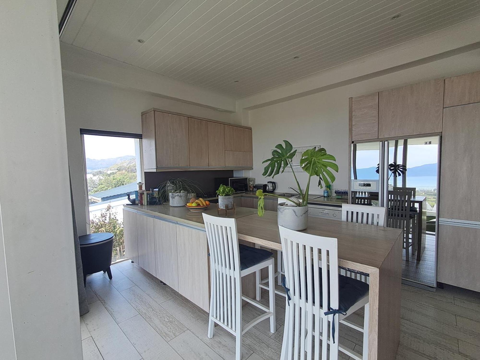 Mountain & Sea Apartments コメキー エクステリア 写真
