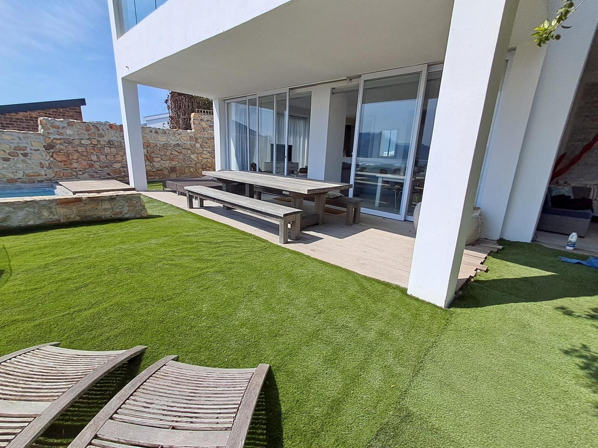 Mountain & Sea Apartments コメキー エクステリア 写真